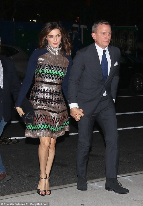  Bí quyết giữ dáng của mỹ nhân “Xác ướp ai Cập” thường xuyên áp dụng chương trình thanh lọc cơ thể trong 11 ngày, với hỗn hợp gồm nước chanh, nước suối, amino acids và ớt cayenne.