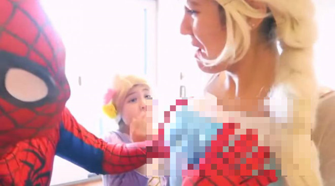 YouTube Kids xuat hien video huong dan tre em tu tu