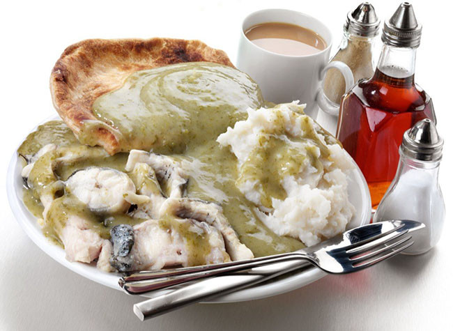 Liquor sauce: Đây là một loại nước sốt được làm bằng mùi tây và giấm, là món sốt cổ điển cho bánh thịt với khoai tây nghiền. Món ăn có nguồn gốc từ Đông London vào thế kỷ 19 và vẫn còn phổ biến đến ngày nay. Ảnh: Internet.