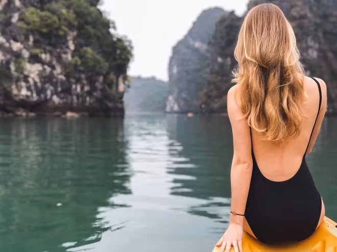 Nghi le dai ngay, tim duong tranh nong o 7 vung bien dep trong nuoc