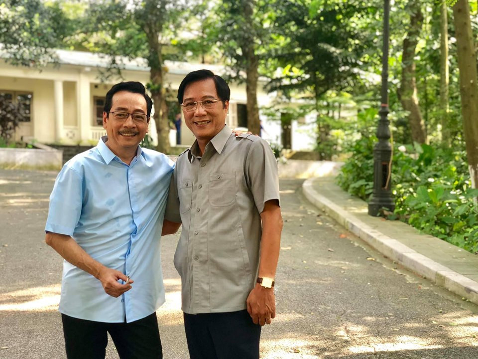 Nghệ sĩ sinh năm 1956 luôn thường trực nụ cười trên môi.