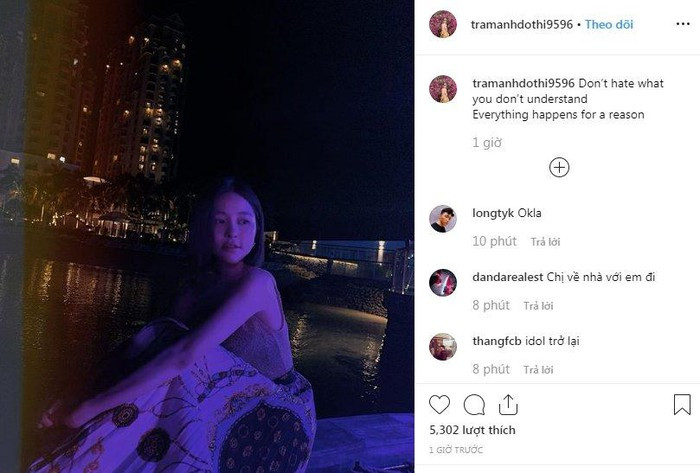 Hotgirl Trâm Anh là cái tên đã khiến dân mạng xôn xao một thời gian dài khi dính tin đồn hẹn hò cùng streamer Pew Pew, đáng chú ý hơn là nghi án lộ clip nóng. Mới đây, cư dân mạng đã chia sẻ hình ảnh mới nhất của hot girl Trâm Anh sau khoảng 3 tháng biến mất khỏi mạng xã hội.