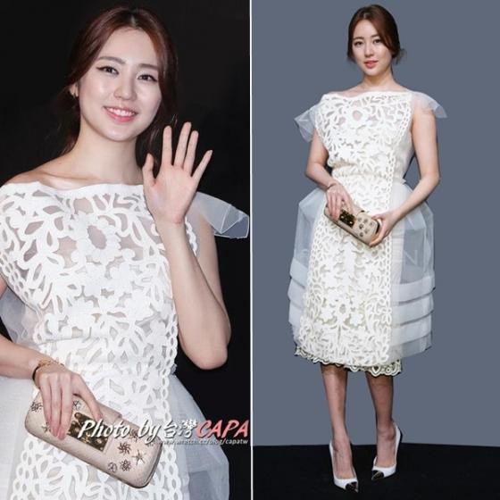 “Thái tử phi” cho rằng, chỉ cần bạn uống đủ 2 lít nước mỗi ngày cũng là một hình thức cấp nước, cấp ẩm cho làn da. Yoon Eun Hye thường uống 8 ly nước mỗi ngày, một cốc sữa ấm trước khi ngủ và kèm theo các loại nước uống tốt cho sức khỏe khác.