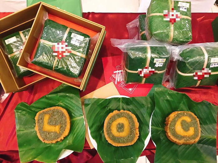 Ngoài ra, nhiều doanh nghiệp còn sáng tạo loại bánh tét chữ, với mỗi khoanh bánh tét là một chữ cái riêng. Ảnh: Internet.