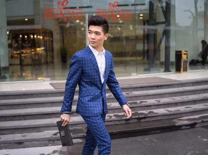 Chia sẻ về quan điểm chọn trang phục đi làm hàng ngày, Đỗ Quang Vinh cho biết, anh quan tâm tới sự phù hợp và độ vừa vặn, đồng thời tạo cảm giác thoải mái.