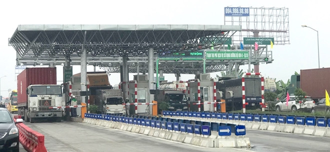 Dieu tra xu ly tai xe container “an va” tai BOT Tien Cuu