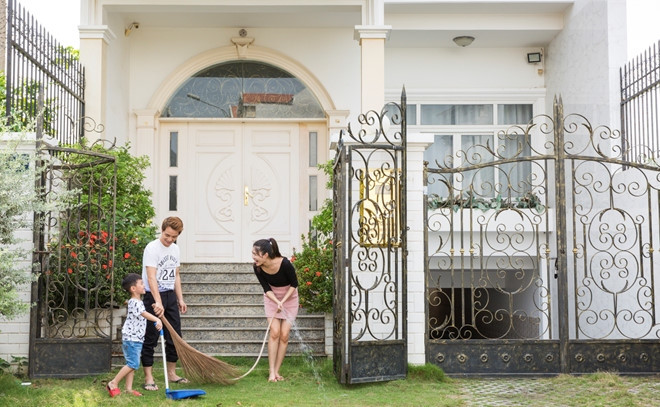 Ghe tham nha ca si dien trai nhat Vbiz Dang Khoi-Hinh-3