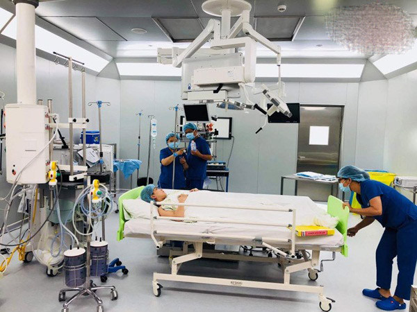 Hai Bang sinh con thu 3 cho Thanh Dat, dan tinh tho phao nhe nhom