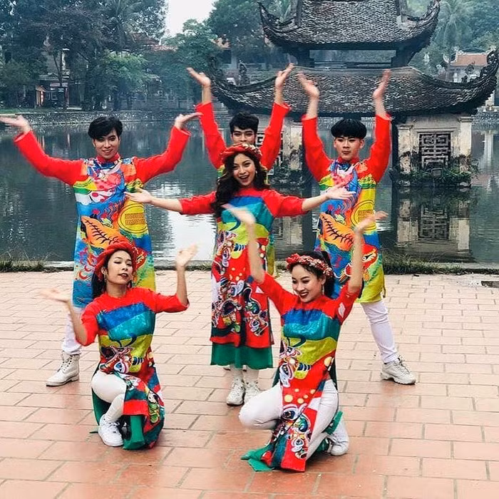 Ban gai Quang Hai ra MV ca nhac: Ban sao Thuy Tien?-Hinh-4