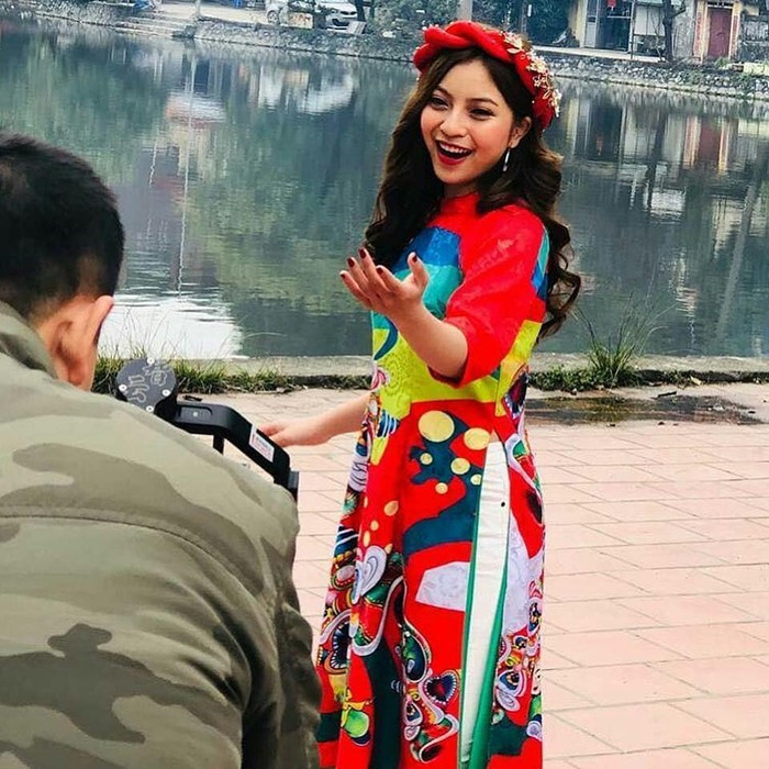 Ban gai Quang Hai ra MV ca nhac: Ban sao Thuy Tien?-Hinh-7