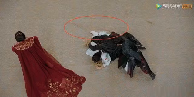 Lỗi gian dối và nghèo nàn trong phim cổ trang Trung Quốc - Hình 9 Loi gian doi va ngheo nan trong phim co trang Trung Quoc-Hinh-9