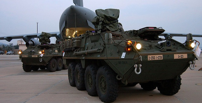 Điều quan trọng là nó nhỏ gọn, linh hoạt và có thể triển khai ở bất cứ nơi nào trên thế giới chỉ trong vòng 96 giờ. Stryker là dòng xe chiến đấu bánh lốp 8 bánh do công ty General Dynamics Land Systems chế tạo cho quân đội Mỹ, bắt đầu được biên chế từ tháng 10/2003.