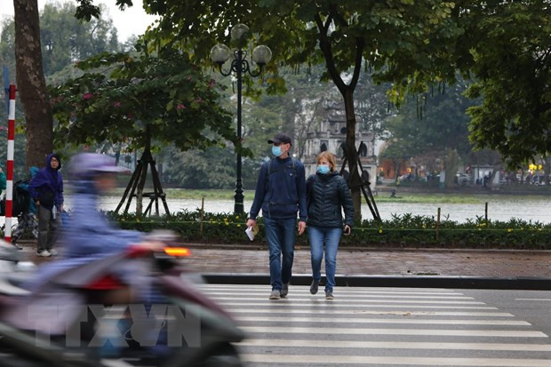 Bac Bo va Ha Noi mua phun kem suong mu, troi ret dam 14 do C