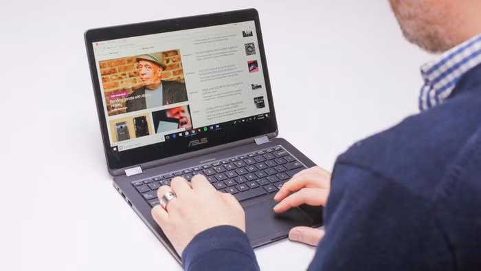 Asus NovaGo TP370QL là máy tính xách tay chạy Qualcomm Snapdragon đầu tiên được thử nghiệm, hiệu năng và tính năng không đặc biệt, nhưng thời lượng pin đạt 13h12 phút (792 phút).