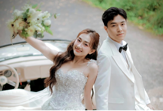 Lan dau don Tet cung nhau, Phuong Lan Khong ap luc chuyen bep nuc