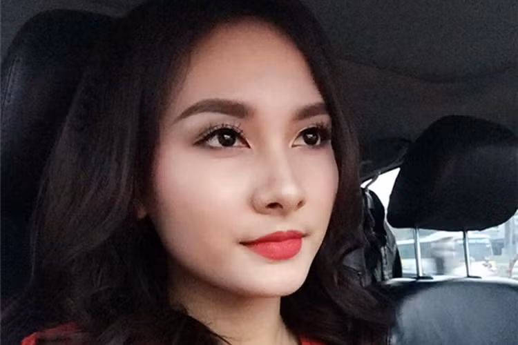 Bảo Thanh đúng kiểu "gái một con trông mòn con mắt".