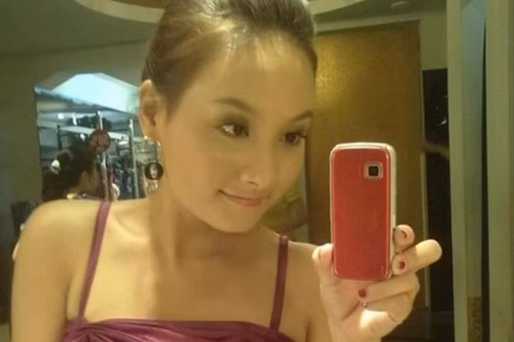 Bảo Thanh thuở nhan sắc còn tự nhiên chưa "dao kéo".