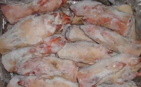 Những người bị ngộ độc do ăn thịt đông lạnh có thể bị đau bụng, ngộ độc và tiêu chảy.