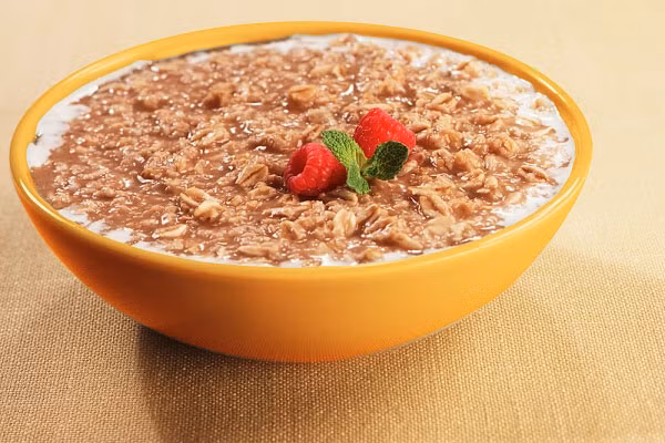 Ăn nhiều yến mạch, các món ăn từ yến mạch cũng rất tốt cho cơ thể đặc biệt là cải thiện trí nhớ của bạn.