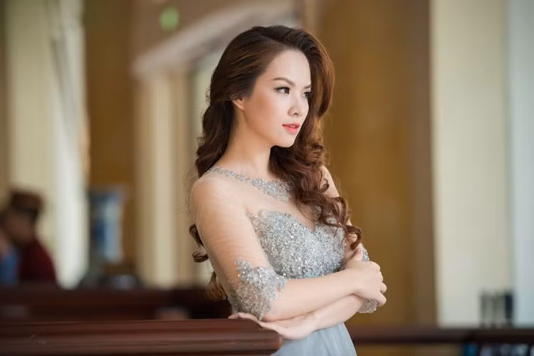 Không ăn quá no và cũng không bỏ đói cơ thể: Đan Lê cho biết những lúc bạn đói là những lúc cảm thấy đồ ăn ngon nhất, ăn nhiều nhất. Vì thế nên hãy ăn thành nhiều bữa để không có cảm giác thèm ăn. Ảnh: Kiến thức. 