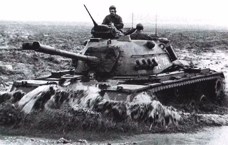 M48A2 có thể cơ động với tốc độ khoảng 40-48km/h, tầm hoạt động ước tính đạt 258km. Nguồn ảnh: QQ