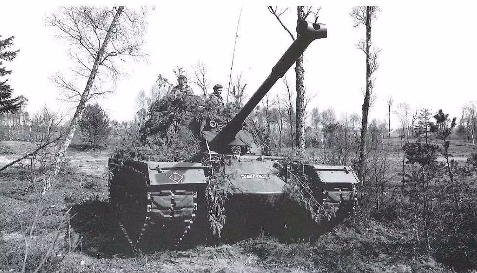 Theo một số nguồn tin tham khảo, xe tăng M48A2 được trang bị cho Quân đội Tây Đức từ cuối những năm 1950 cùng với dòng M47 Patton. Sau đó khi Leopard 1 ra đời từ giữa những năm 1960 thì chúng dần thay thế cho M47 Patton, còn mãi tới khi Leopard 2 biên chế từ cuối năm 1979 thì chúng mới bắt đầu thay dần M48A2 Patton. Nguồn ảnh: QQ