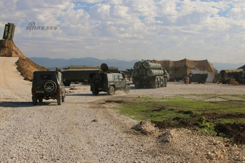 Một tiểu đoàn phòng không S-300 của Nga ở Syria có 32 tên lửa. Họ sẽ bắn chúng vào 16 mục tiêu. Nhưng điều gì sẽ xảy ra nếu như có tới 50 mục tiêu?