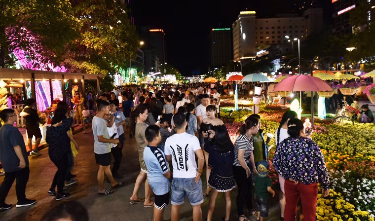 Đường hoa Nguyễn Huệ Tết Kỷ Hợi sẽ phục vụ du khách từ 28 Tết đến hết ngày mùng 4 Tết.