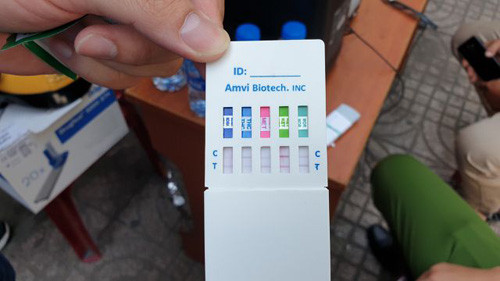 Nhieu tai xe o Sai Gon suyt oan vi CSGT “test” nhanh ma tuy-Hinh-6