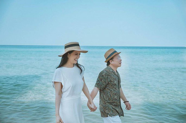 Bộ ảnh cưới lãng mạn của ca sỹ Hiền Anh và thứ trưởng Huỳnh Quang Hải từng kiến cộng đồng mạng ghen tỵ vì độ lãng mạn. (Ảnh báo Tổ quốc)