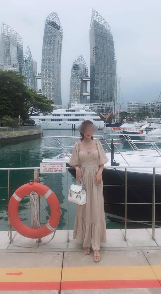 Quỳnh Trang trong 1 lần đi nước ngoài.