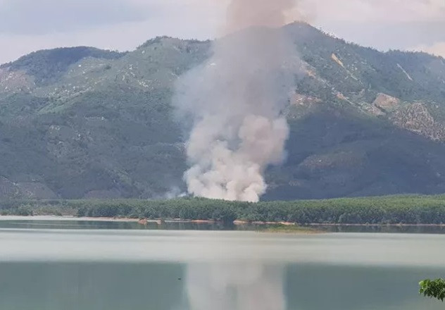 May bay quan su roi o Khanh Hoa, 2 phi cong hy sinh (LIVE)