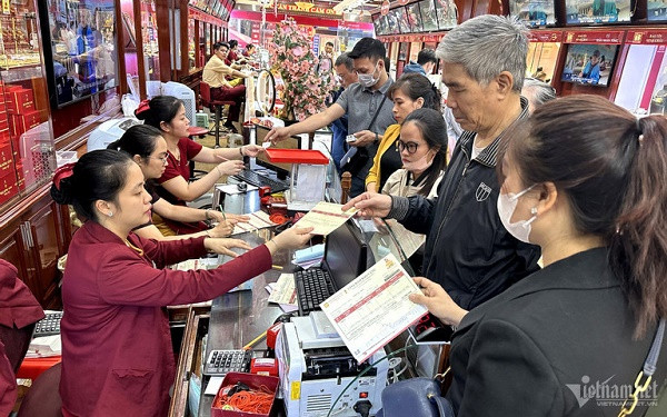 Mua vang cat ket, mot nam loi 7 trieu dong/luong-Hinh-2