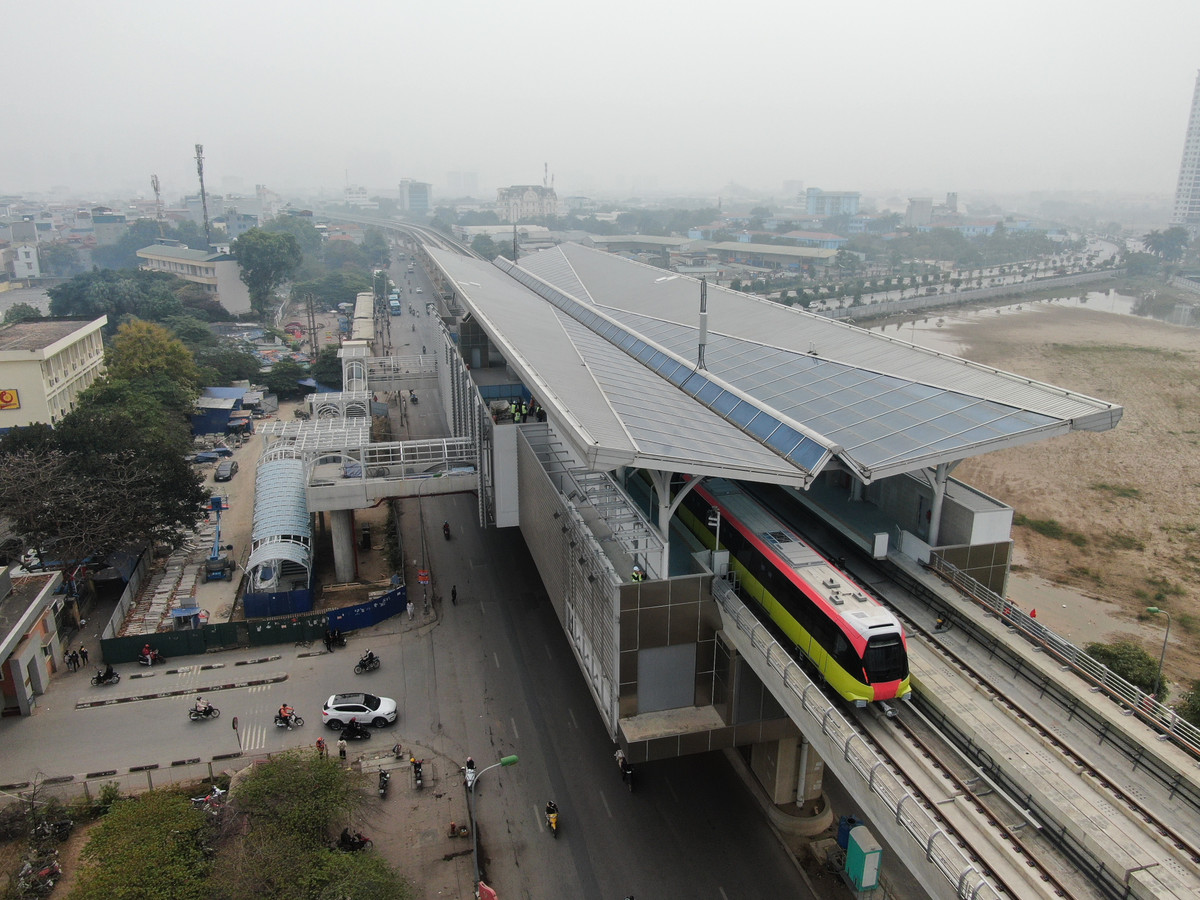 Theo MRB, sau khi kết thúc trưng bày, đoàn tàu sẽ được vận hành thử liên động. Quãng đường vận hành thử khoảng hơn 5km, từ Depot đến trước nhà ga S5.