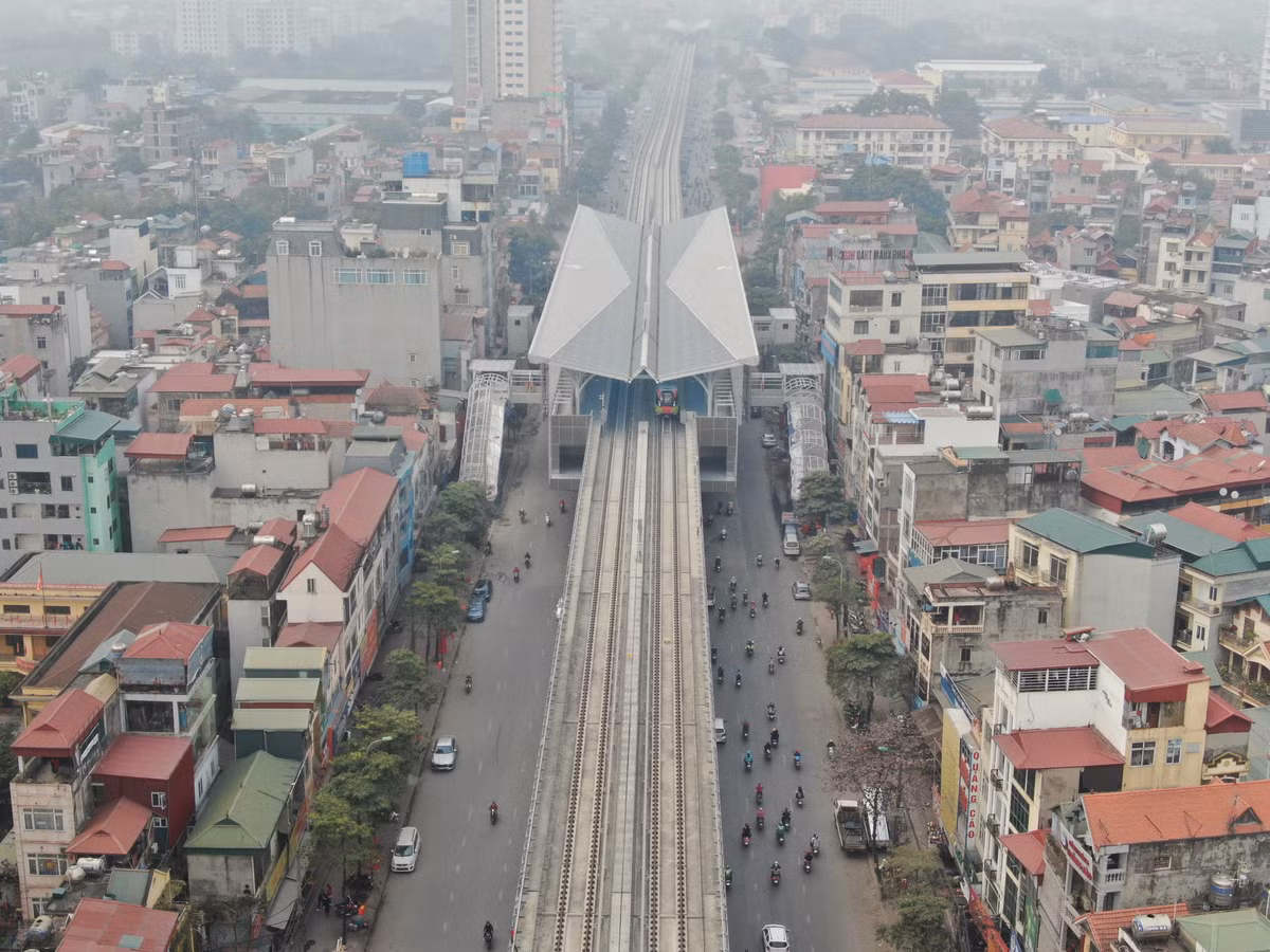 Nhà ga S1 trước Đại học Công nghiệp Hà Nội, nơi trưng bày đoàn tàu vào ngày 23-24/1 để người dân tham quan