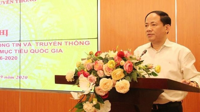 Tháng 9/2013, ông Phạm Anh Tuấn được bổ nhiệm giữ chức Tổng giám đốc, Thành viên Hội đồng thành viên Tổng công ty Bưu điện Việt Nam.