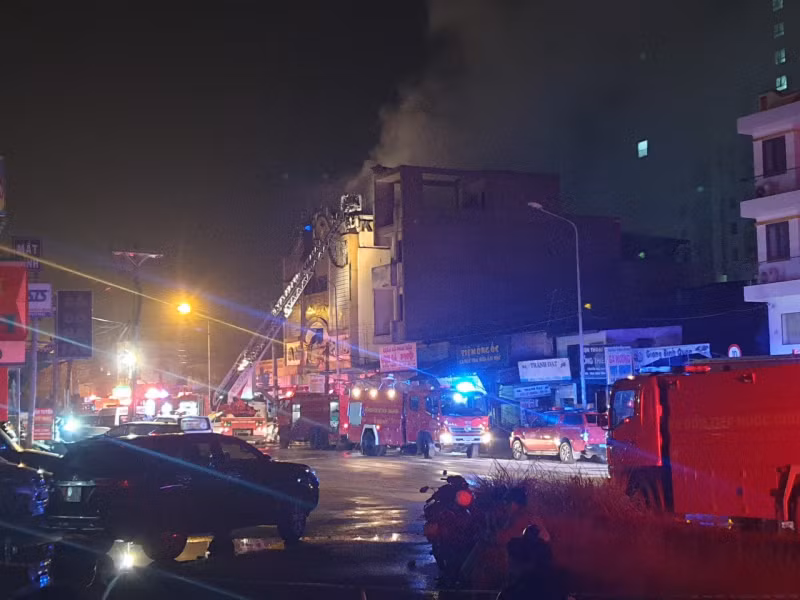 Nếu có sai phạm về công tác PCCC, lãnh đạo tỉnh yêu cầu xử lý thật nghiêm. Đồng thời yêu cầu tổng kiểm tra công tác PCCC của tất cả cơ sở kinh doanh karaoke trên địa bàn. 