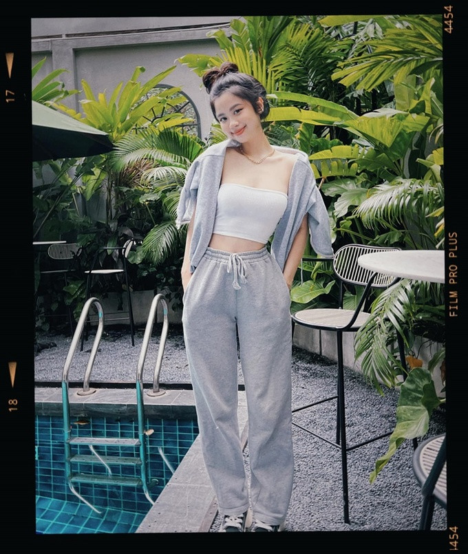 'Hot girl thi phi' Han Hang cham dien do khoe vong 1, de lo vong 3-Hinh-18