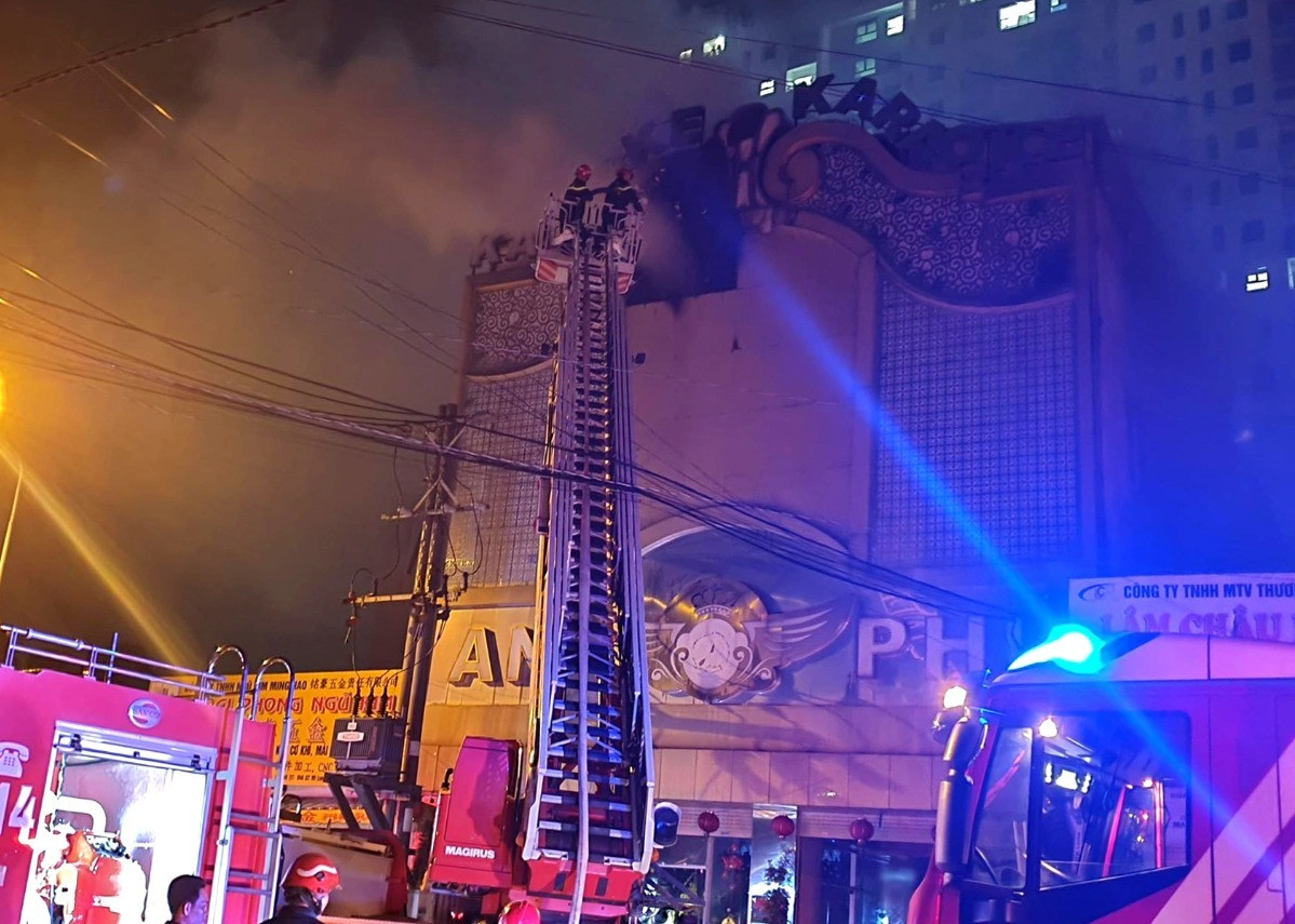 Bộ Công an hướng dẫn cách thoát nạn an toàn khi có cháy Bo Cong an huong dan cach thoat nan an toan khi co chay