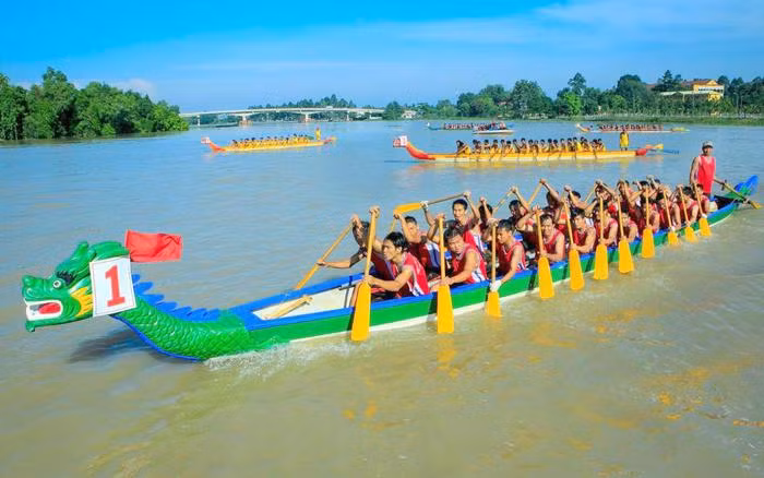  Bình Dương tổ chức nhiều hoạt động văn hóa, thể thao dịp lễ 2/9. Chào mừng kỷ niệm 77 năm Ngày Quốc khánh, Bình Dương tổ chức nhiều hoạt động văn hóa, thể thao và du lịch. Điểm nhấn là chuỗi sự kiện là Lễ khánh thành Chợ đêm và Phố đi bộ Bạch Đằng diễn ra vào lúc 18h ngày 2/9 tại khu vực Hoa viên Bạch Đằng (TP Thủ Dầu Một); Giải đua thuyền truyền thống mở rộng TP Thủ Dầu Một năm 2022 được tổ chức vào lúc 7 giờ ngày 2/9 tại Hoa viên Bạch Đằng… 