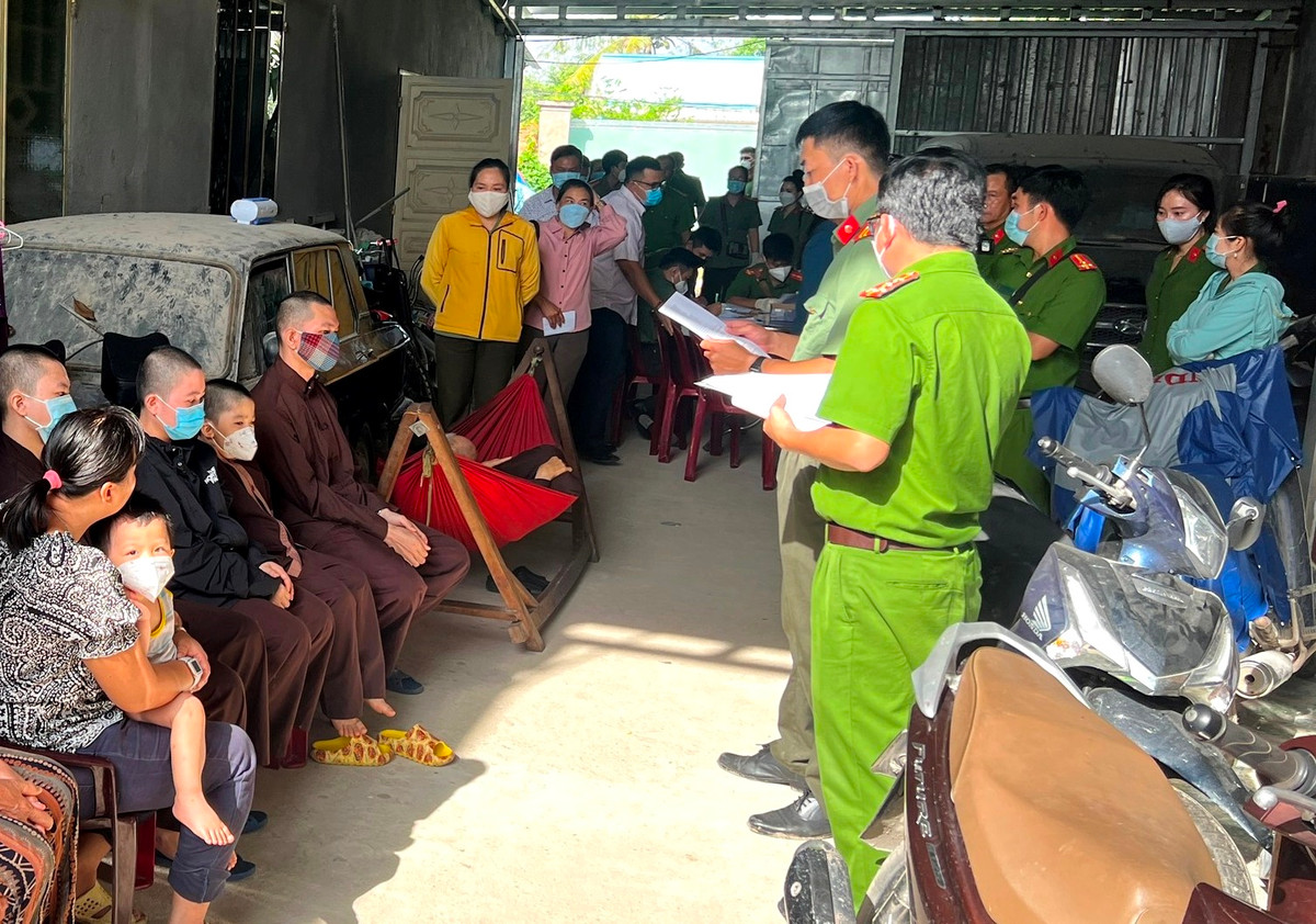 Cong an Long An thong tin viec lay mau ADN “Tinh that Bong Lai”