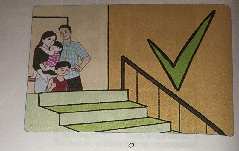 Để thoát nạn an toàn mọi người chỉ được dùng thang bộ.