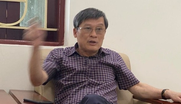 Ông Phạm Mạnh Cường - nguyên Giám đốc Sở Y tế Hải Dương cũng bị khởi tố, bắt giam cùng tội danh trên.