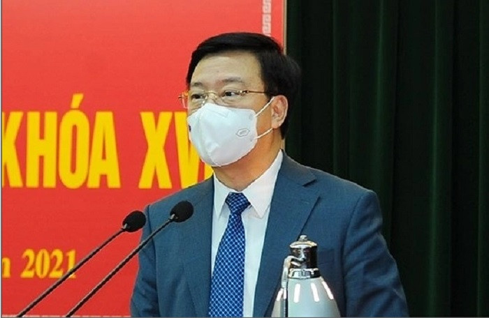 Tháng 1/2021, ông Thăng là Ủy viên Trung ương Đảng khóa XIII, nhiệm kỳ 2021-2026.