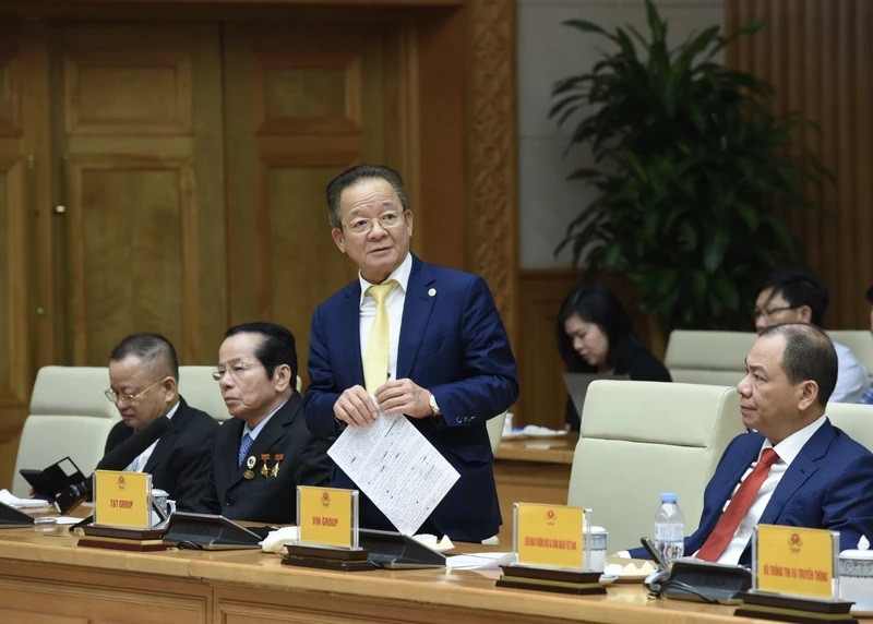 Cần tích cực tháo gỡ về thể chế chính sách để doanh nghiệp tư nhân phát triển Can tich cuc thao go ve the che chinh sach de doanh nghiep tu nhan phat trien