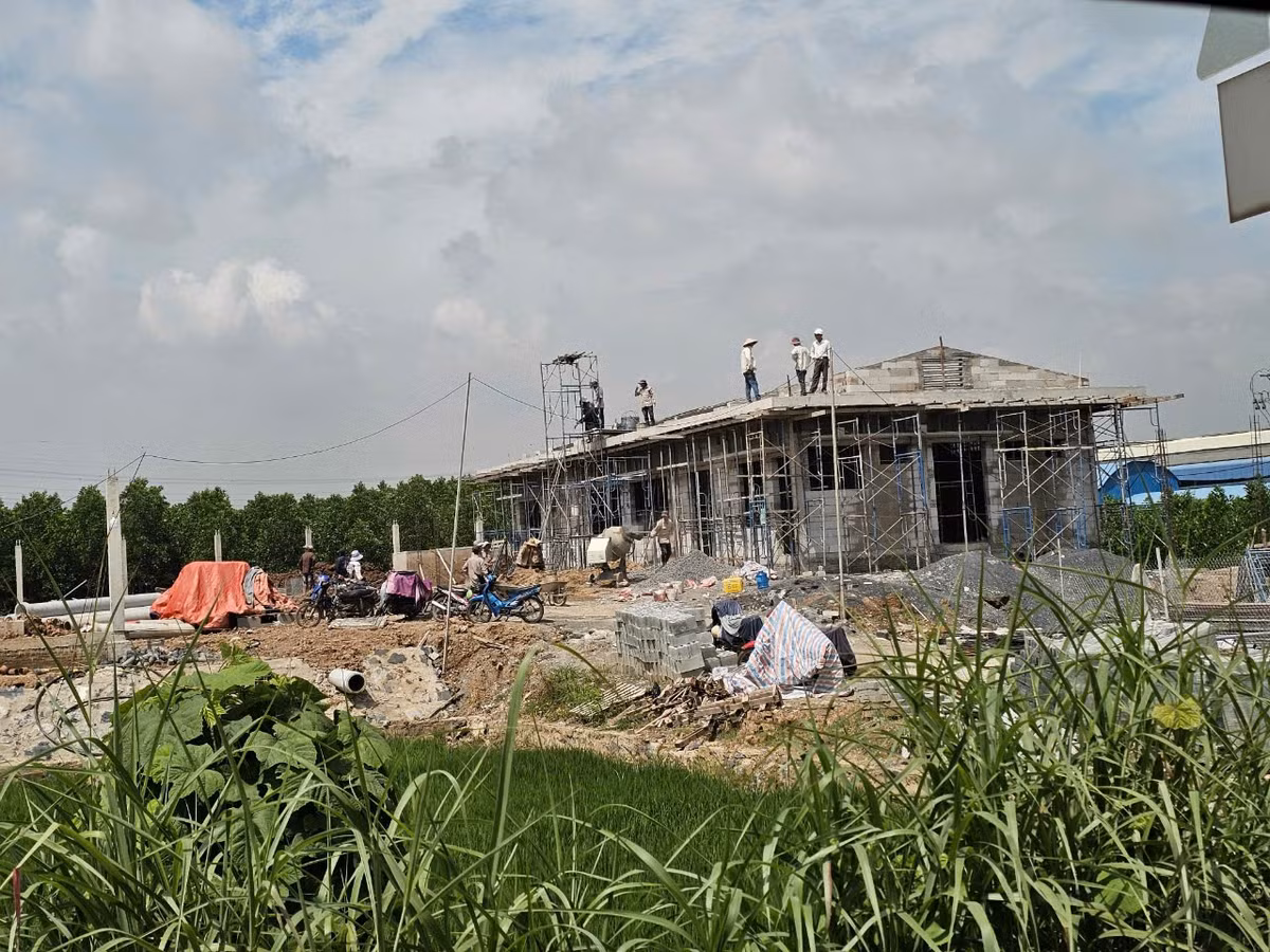 Dong Nai: Nang luc nha thau thi cong tram bien ap 110KV Tam An-Hinh-6