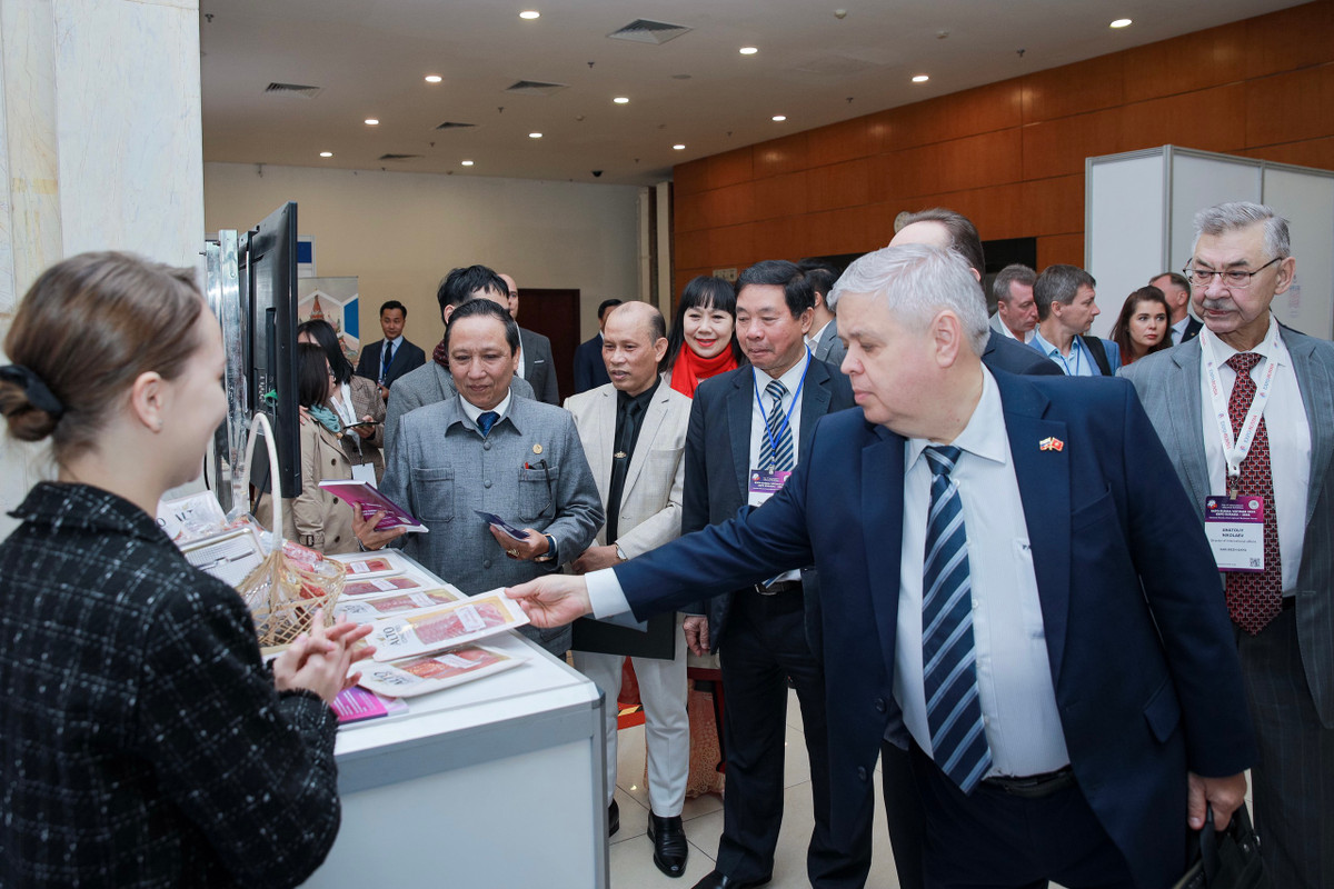 Triển lãm năm nay dự kiến sẽ đóng góp đáng kể vào sự tăng trưởng thương mại của Nga và Việt Nam, khẳng định sự hợp tác hiệu quả và tích cực giữa hai nước.