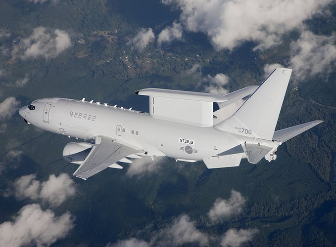 Theo đánh giá từ giới quan sát quân sự, Không quân Thổ Nhĩ Kỳ đã phát huy lợi thế vũ khí hiện đại của họ trong chiến đấu, khi dùng máy bay chỉ huy, cảnh báo sớm E-737 để phát hiện máy bay chiến đấu Syria, sau đó sử dụng đường chuyền liên kết dữ liệu LINK-16, để gửi thông tin cho máy bay chiến đấu F-16 đang tuần tra ở khu vực gần đó.