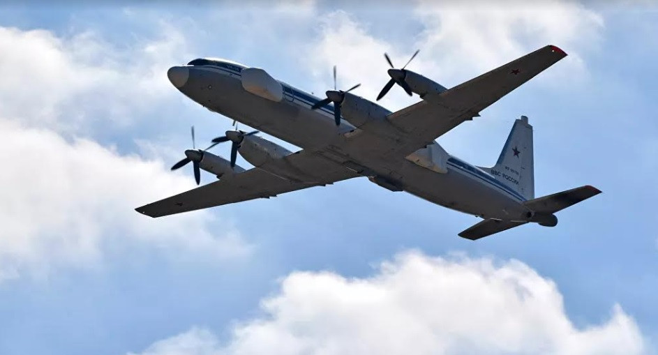 Máy bay tác chiến điện tử của quân đội Nga đã nhanh chóng phát tín hiệu cảnh báo cho máy bay chiến đấu của Không quân Syria. Đồng thời, sử dụng các biện pháp kỹ thuật như phát nhiễu điện tử để triệt tiêu và can thiệp vào đường chuyền liên kết dữ liệu LINK-16.