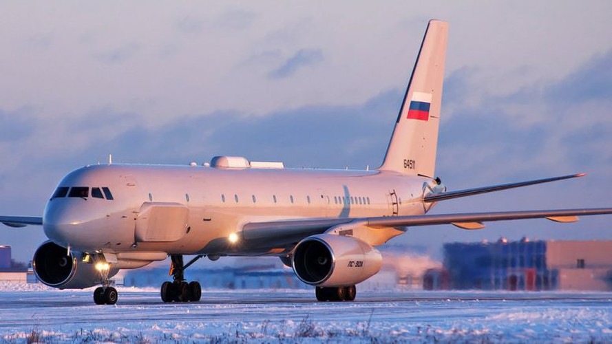 Tu-214R có thể để hoạt động trong mọi điều kiện thời tiết, ngay cả trong những khu vực xung đột cục bộ nóng bỏng.